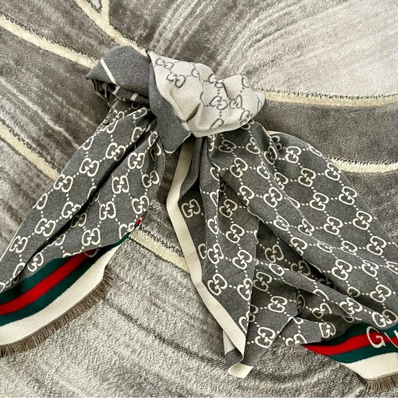 Beautiful Long Full GG Scarves - Picture 8 of 10